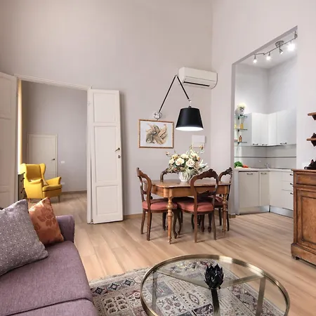 Apart-hotel Palazzo Alfani - Residenza D'epoca 3*